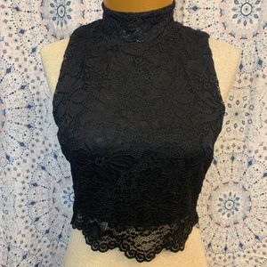 High neck top 🖤